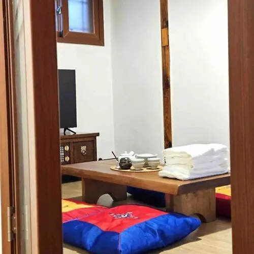 Gilgaon Hanok