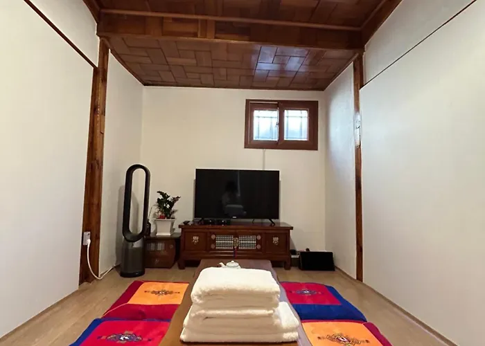 Gilgaon Hanok